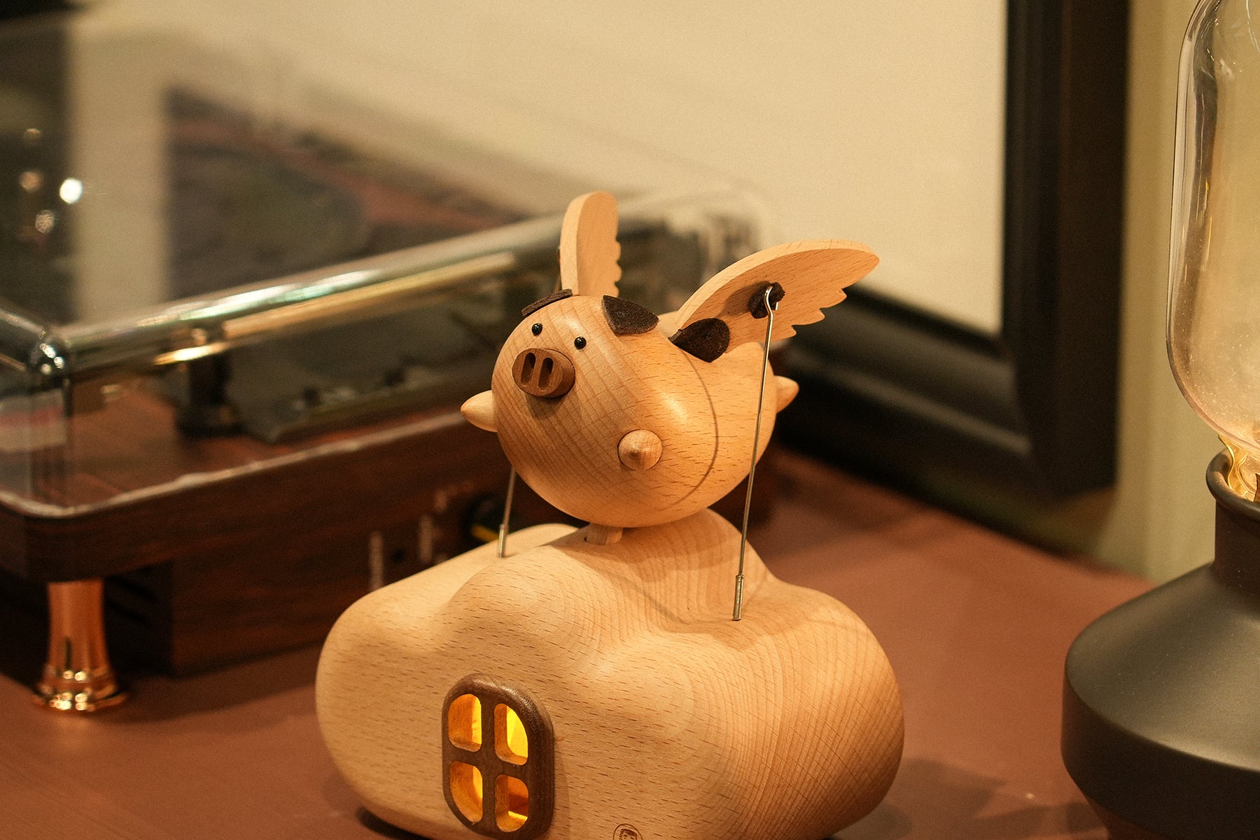 Flying Pig Wooden Work